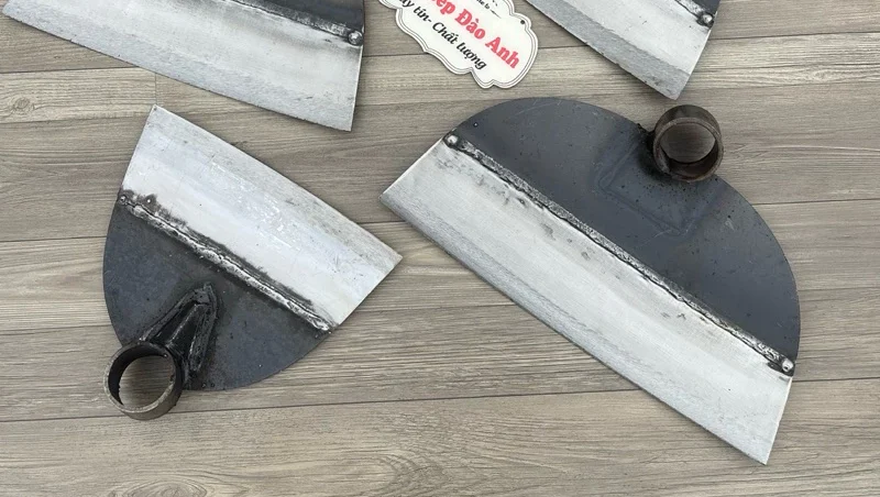 Quốc lưỡi cưa